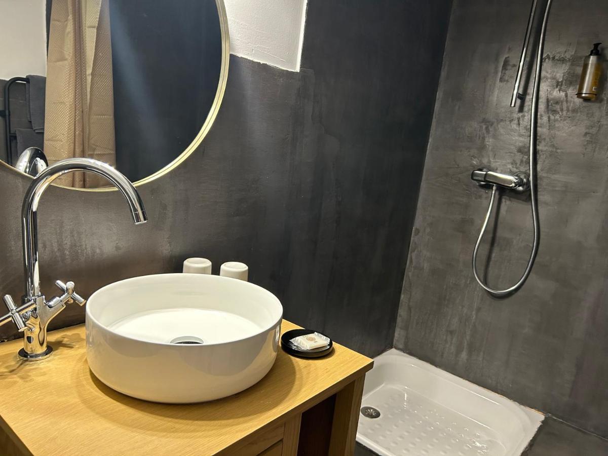 克拉维里尔酒店 Saint-Auban-sur-lʼOuvèze 外观 照片